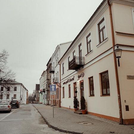 Rynek 6 Retro Pub & Hostel Radom Esterno foto